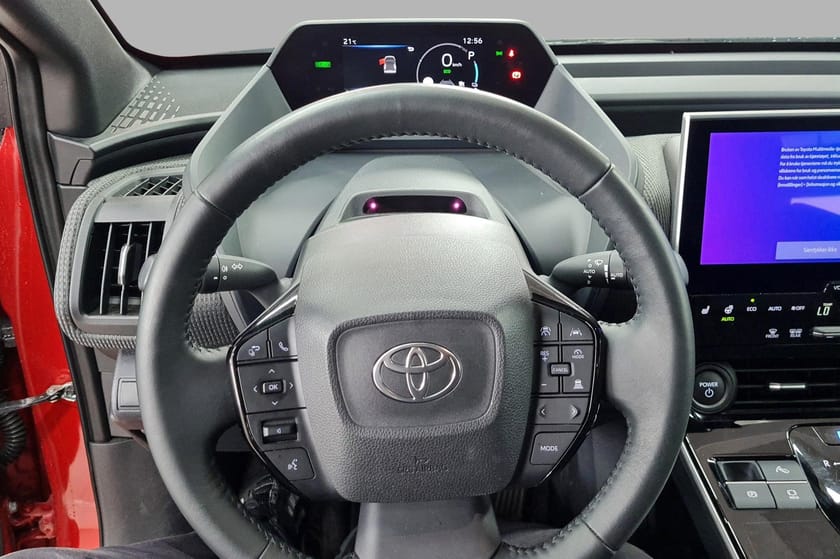 Bilde 5 av Toyota bZ4X AWD Active Tech - LED - Adaptiv cruise - Kamera +++