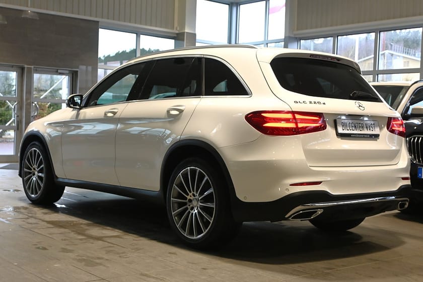 Bild 3 av Mercedes-Benz GLC 220 d 4MATIC 4M AMG Line Pano 19" Drag