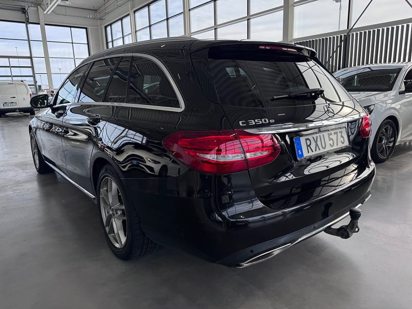 Bild 3 av Mercedes-Benz C 350 T e 7G-Tronic |Avantgarde|Burmester|Pano|Kamera