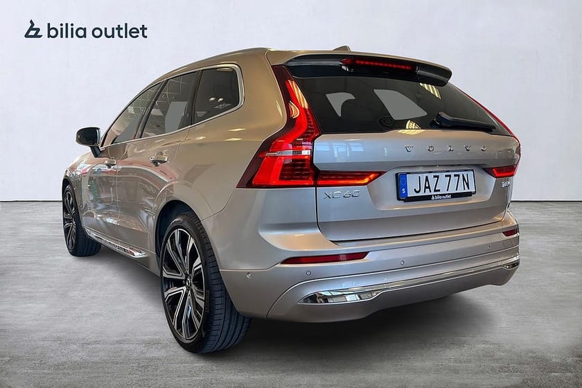 Bild 4 av Volvo XC60 Recharge T8 AWD Ultra Bright 456hk / Fullspecad B&W