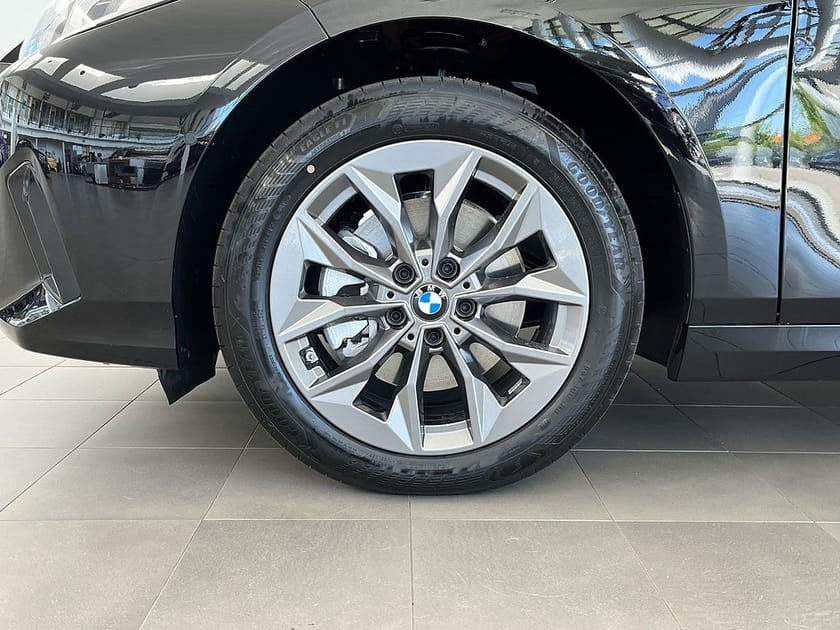 Bild 4 av BMW 120 Automat Nav Rattvärme 17" Drive/Parking Assist