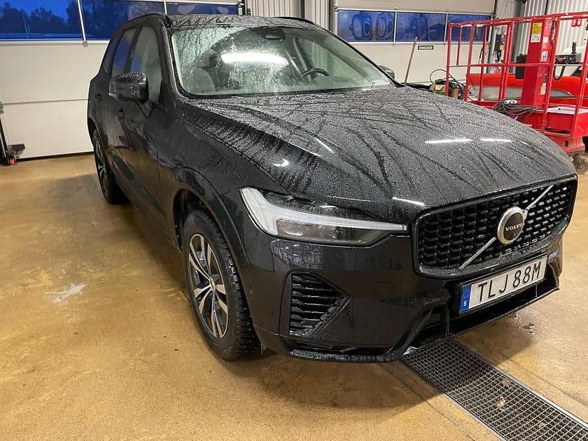 Bild 2 av Volvo XC60 T6 Recharge Plus Dark plug in AWD 350HK 4x4 Panorama