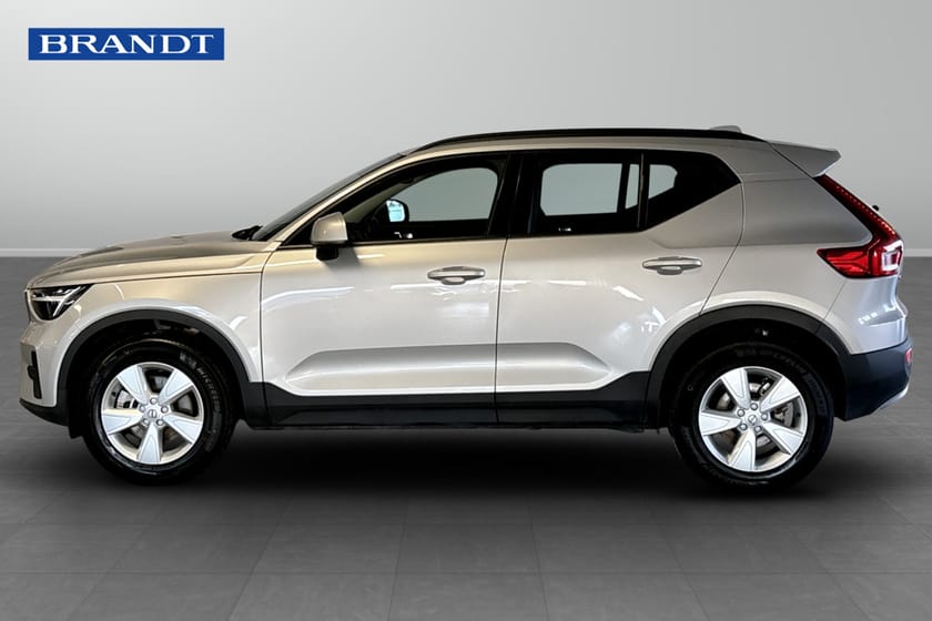Bild 3 av Volvo XC40 B3 FWD Bensin Essential