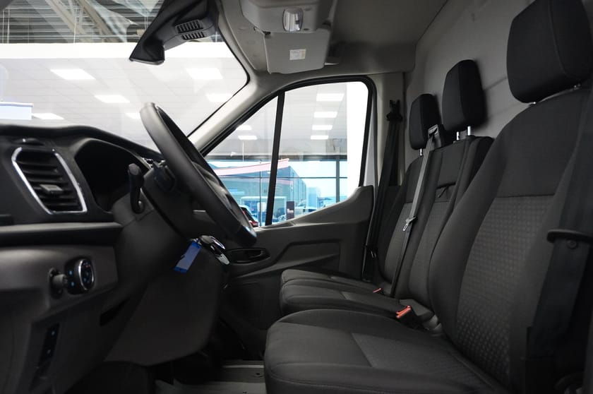 Bild 2 av Ford Transit 350 Skåp Trend L3 2.0l Ecoblue 165 hk 8AT FWD