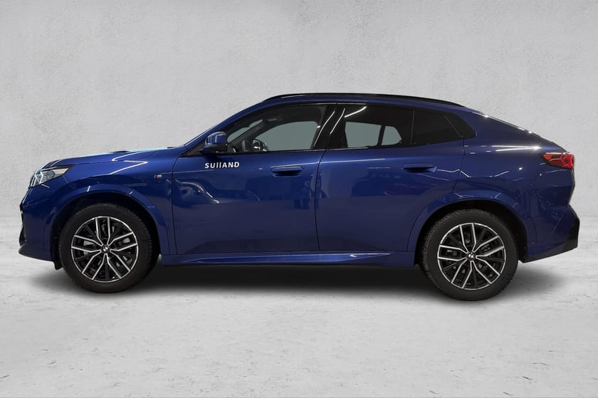 Bilde 2 av BMW iX2 xDrive30 xdrive 30/krok/Harman/M-sport pakke