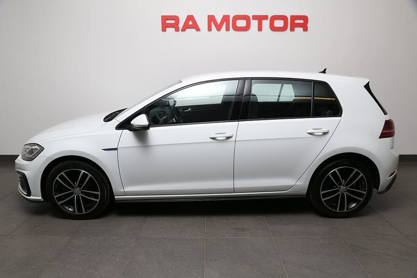 Bild 3 av Volkswagen Golf GTE 1,4 TSI 204hk DSG Parkeringsvärmare