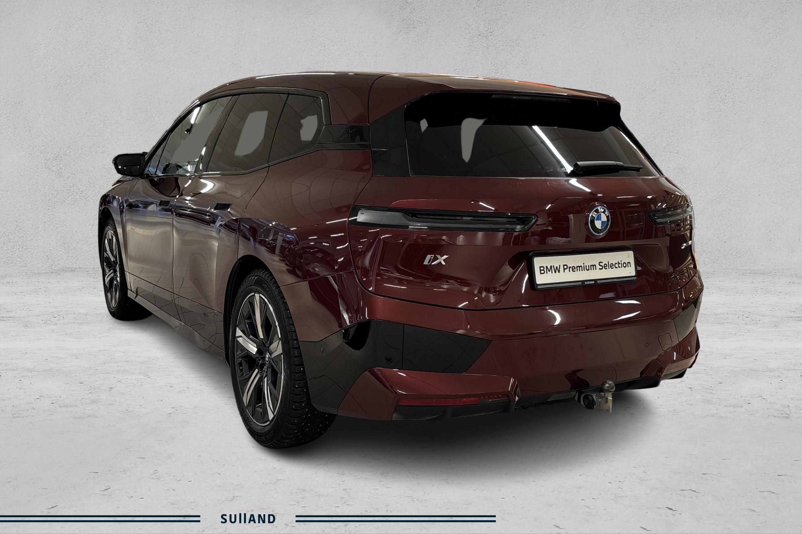 Thumnail bilde 2 av BMW iX xDrive40