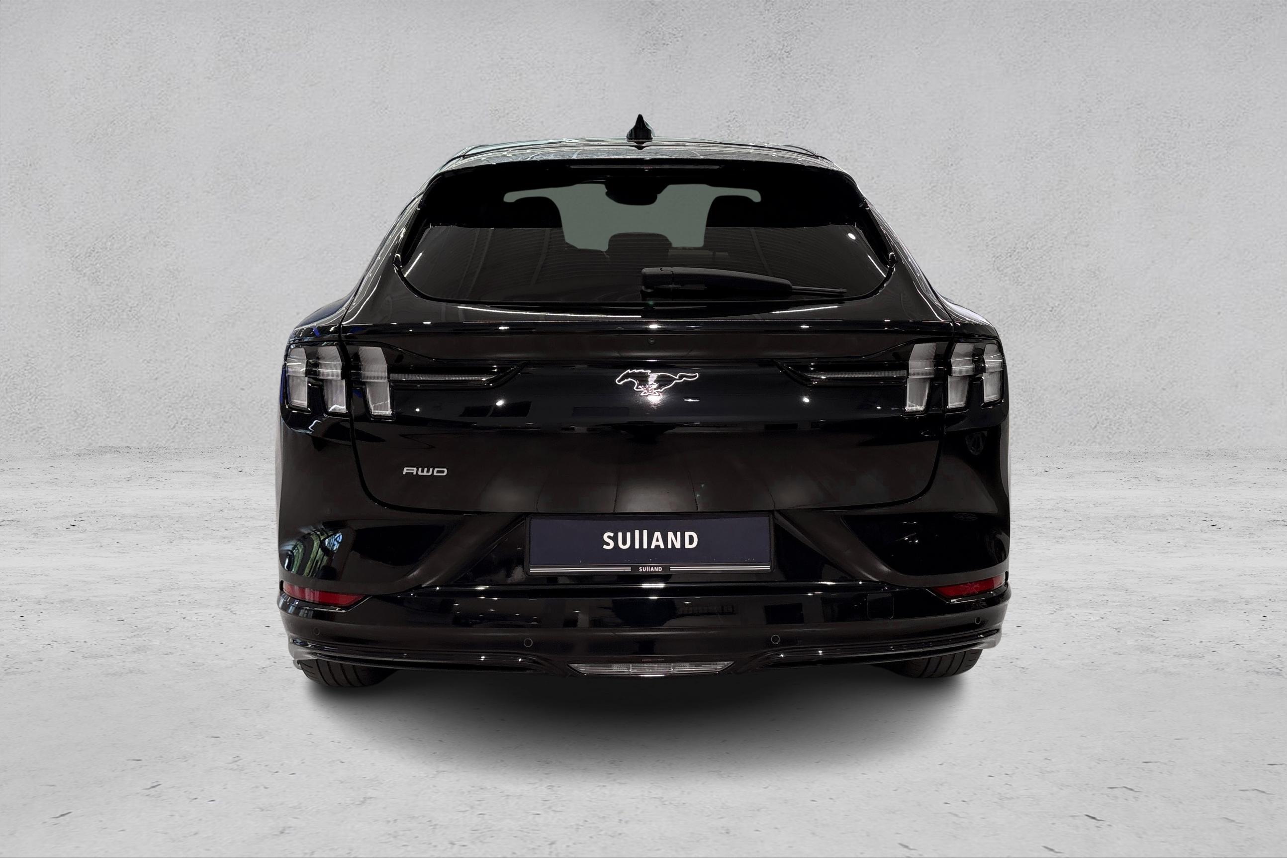 Thumnail bilde 3 av Ford Mustang Mach-E Long Range AWD