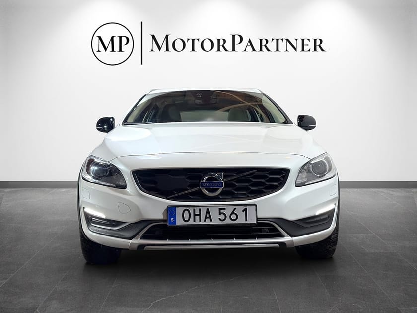 Bild 2 av Volvo V60 Cross Country T5 Aut Summum Skinn Euro 6 245hk