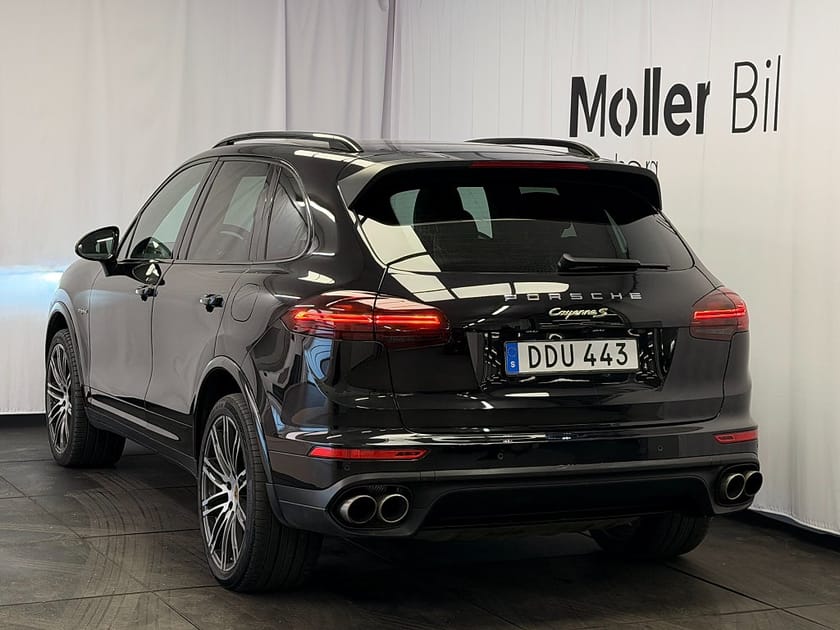 Bild 4 av Porsche Cayenne S E-Hybrid Platinum Edition/Bose/Drag/Pano