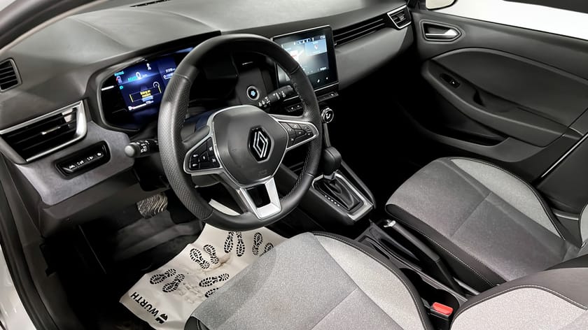 Bild 4 av Renault Clio E-TECH PH2 EVOLUTION HEV 145HK