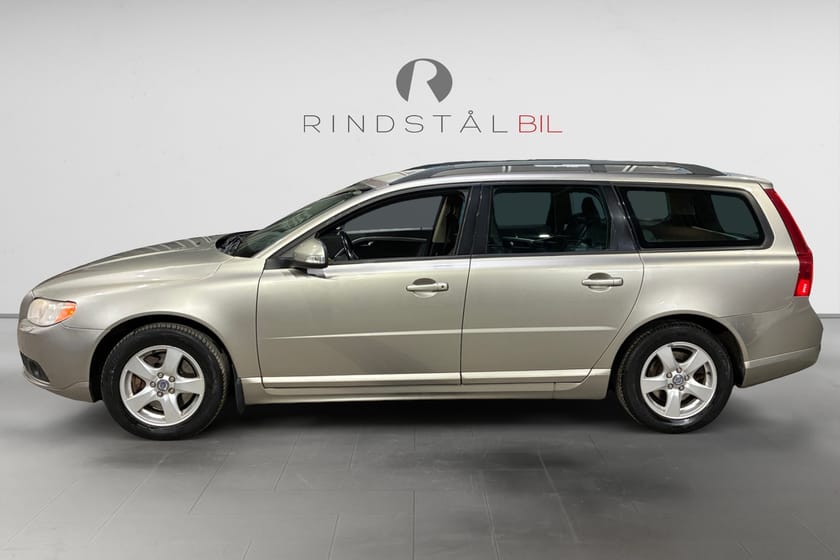 Bild 4 av Volvo V70 D5 185 HK AUT MOMENTUM D-VÄRM PDC 13600MIL KAMREM BYTT