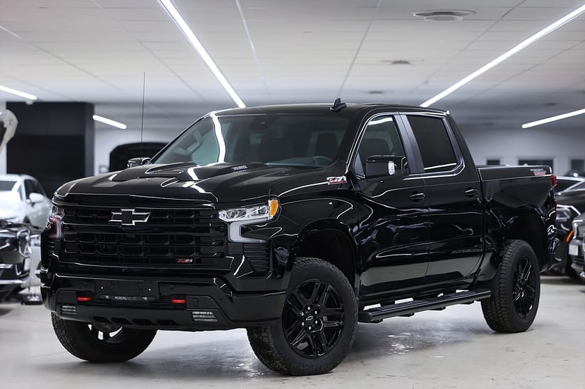 Bild 4 av Chevrolet Silverado 1500 Crew Cab Trail Boss 3.0 Duramax PRISSÄNKT 50 000kr!