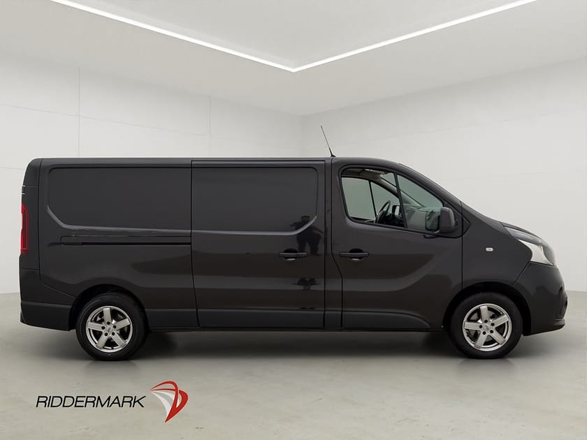Bild 2 av Nissan NV300 Skåpbil L2 1.6dCi Värmare Dragkrok 3-Sits Farthållare