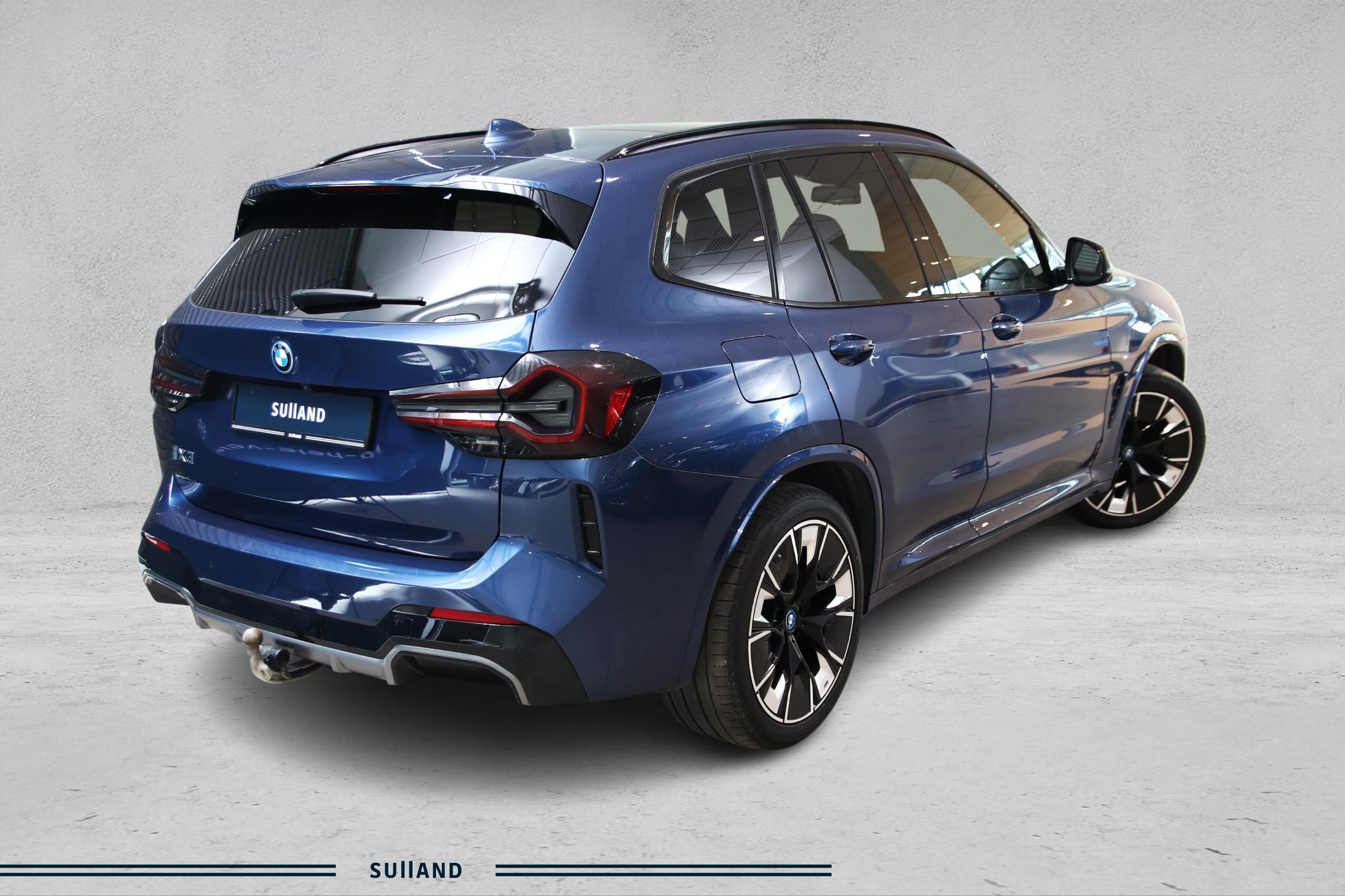 Thumnail bilde 3 av BMW iX3