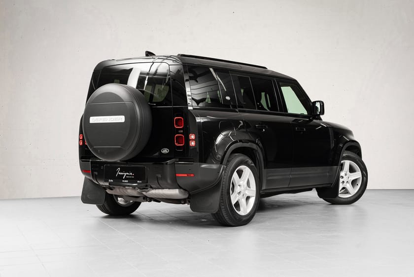 Bilde 3 av Land Rover Defender 110 D250 MHEV SE 3 seter, Webasto, Hengerfeste, ACC, 360