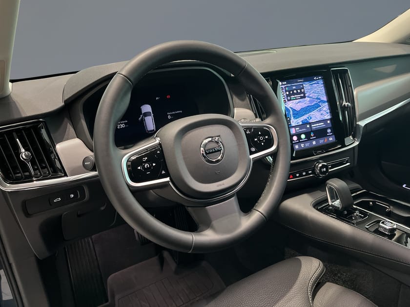 Bild 5 av Volvo V90 T6 AWD Plus Dark Nordic Edition//360-kamera//Drag//