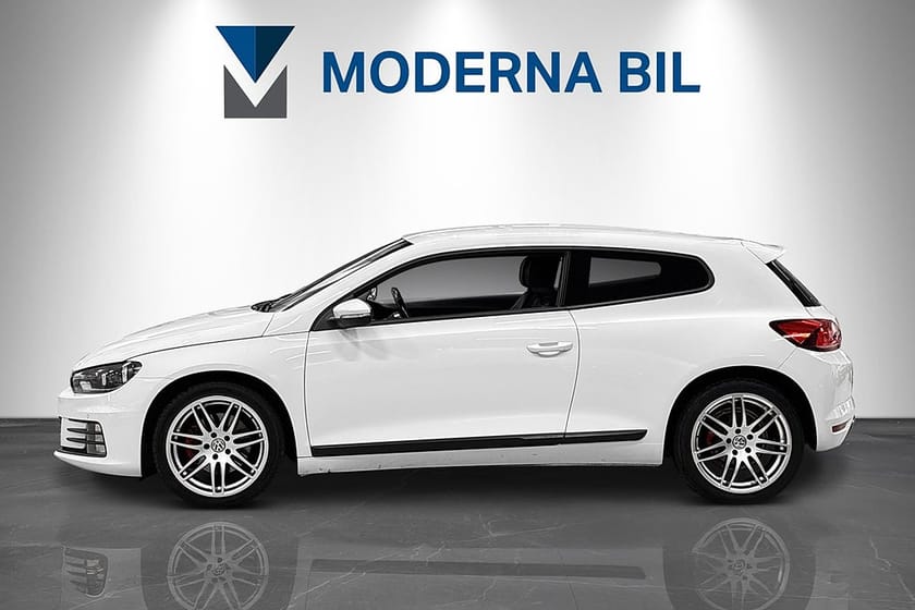 Bild 3 av Volkswagen Scirocco 2.0 TSI 180hk Nyservad BT 4,95% Ränta