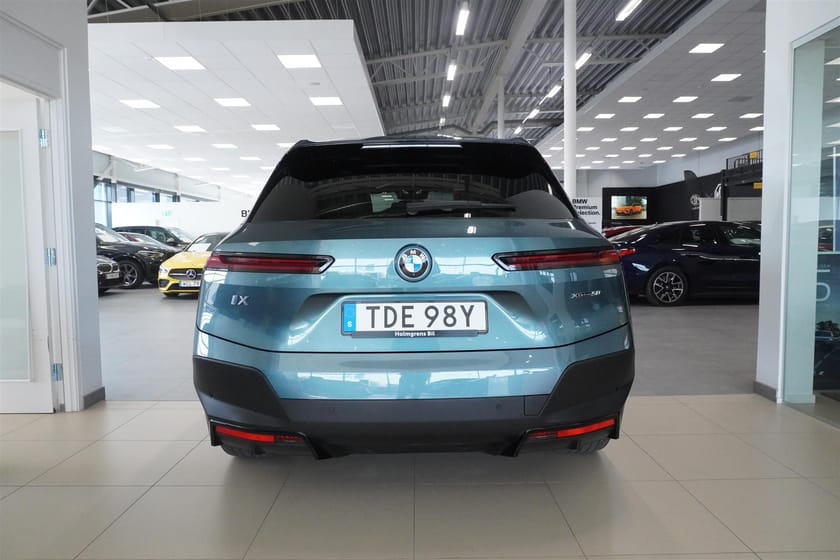 Bild 4 av BMW iX xDrive50 Exclusive, Adaptiv Luftfjädring Panoramatak Laser