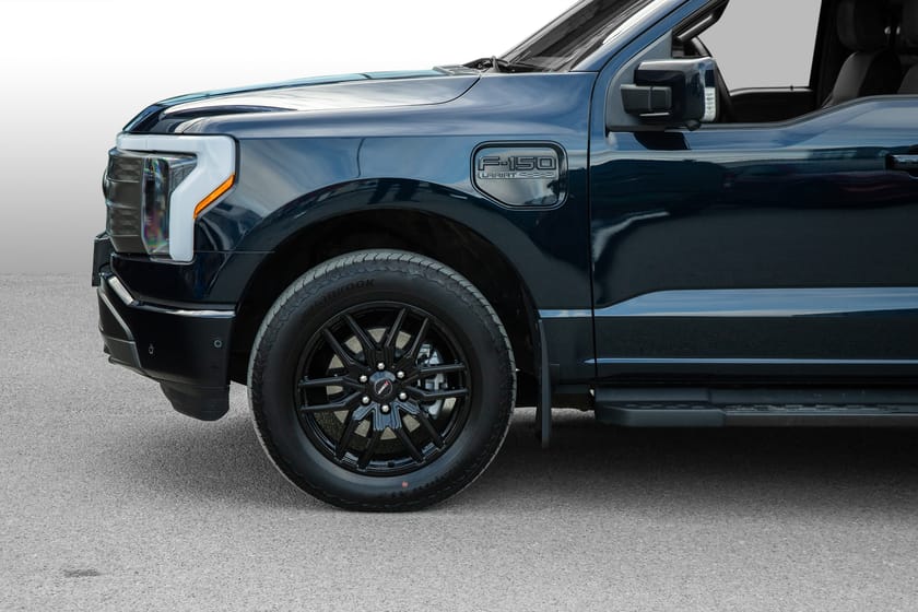 Bilde 4 av Ford F-150 Lightning Standard Range Lariat - Registrert 2025!