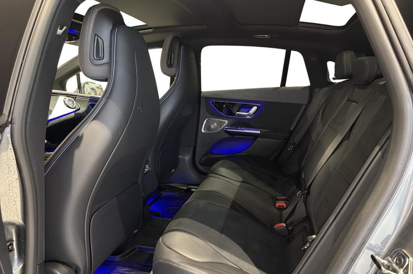 Bild 3 av Mercedes-Benz EQE 350 4MATIC AMG Line / Panorama / Biliadays25