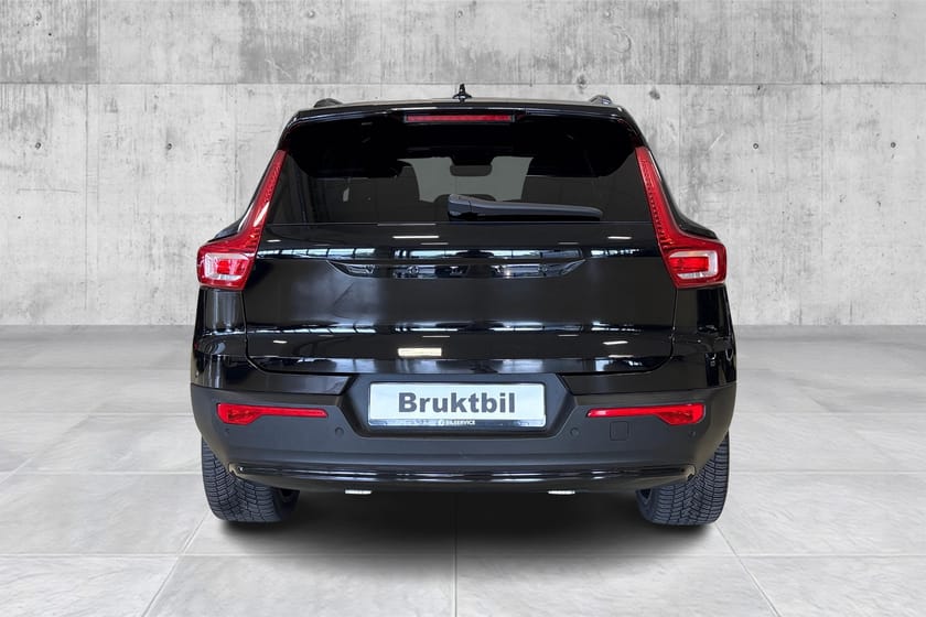 Bilde 4 av Volvo XC40 Recharge Single Motor Extended Range Ultimate RWD Ext H&K/H-feste/360°/Pixel/Pano/20"