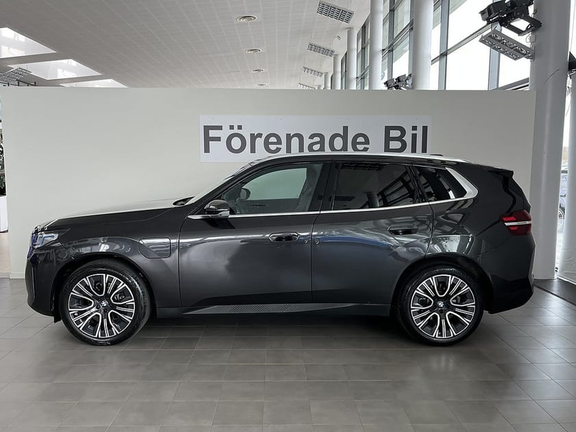 Bild 3 av BMW X3 30e xDrive 4,95 ränta Drag 20" H/K ComfortAccess