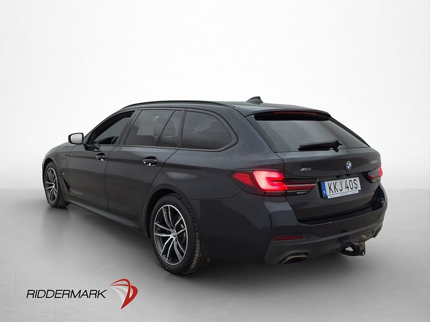 Bild 5 av BMW 530e xDrive Touring M Sport MOMS Cockpit Kamera Skinn Drag