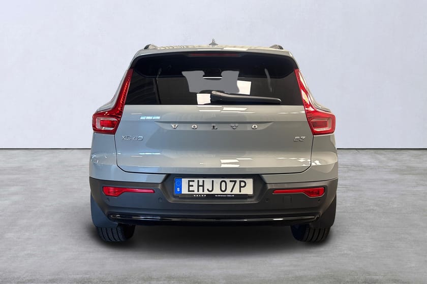 Bild 5 av Volvo XC40 B3 FWD Bensin Plus Dark