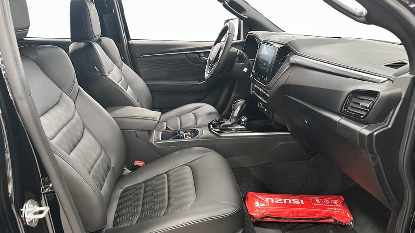 Bild 3 av Isuzu D-Max Crew Cab XRL DC AT CNG