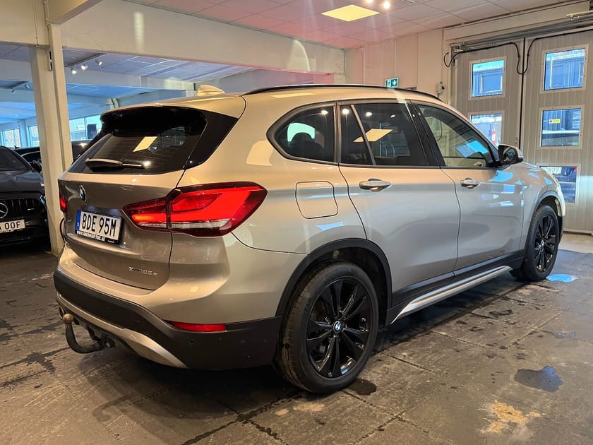 Bild 4 av BMW X1 xDrive25e Aut Drag Gps HUD Svart optik 220hk