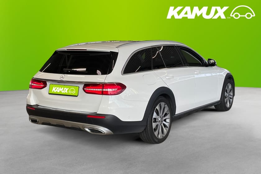 Bild 4 av Mercedes-Benz E 220 d 4MATIC All-Terrain 220d 9G-Tronic 194 hk Burmester 360° Carplay HuD Drag Pano