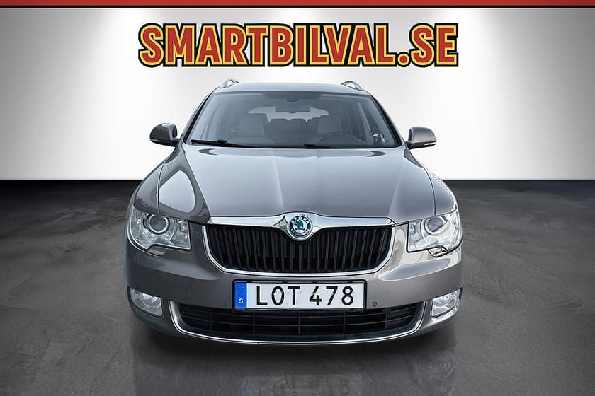 Bild 2 av Škoda Superb Kombi Skoda 2.0 TSI DSG 200hk Elegance Dragkrok