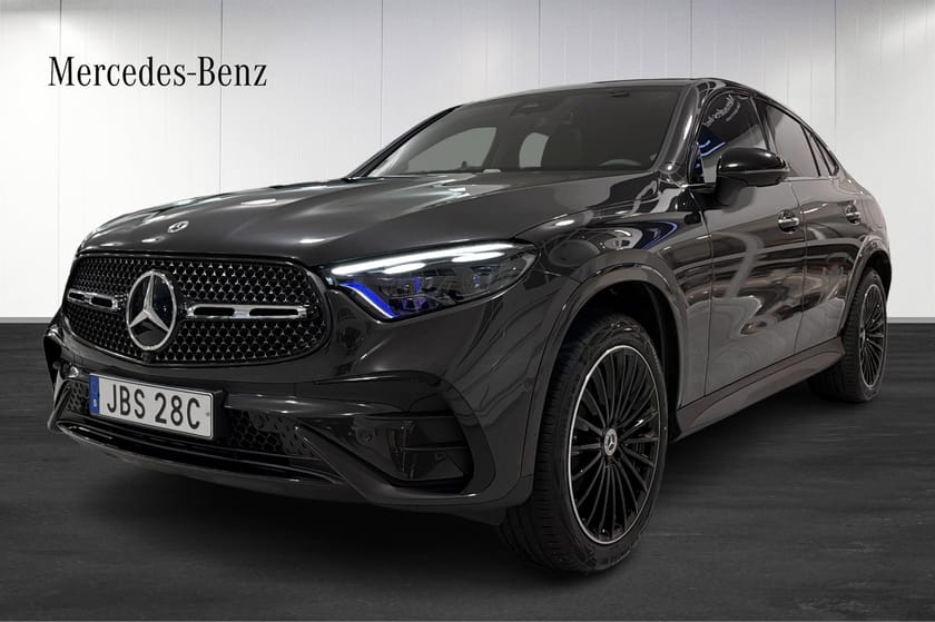 Bild 1 av Mercedes-Benz GLC 300 e Coupé 4MATIC 4M AMG / Panorama / Drag *DEMO*