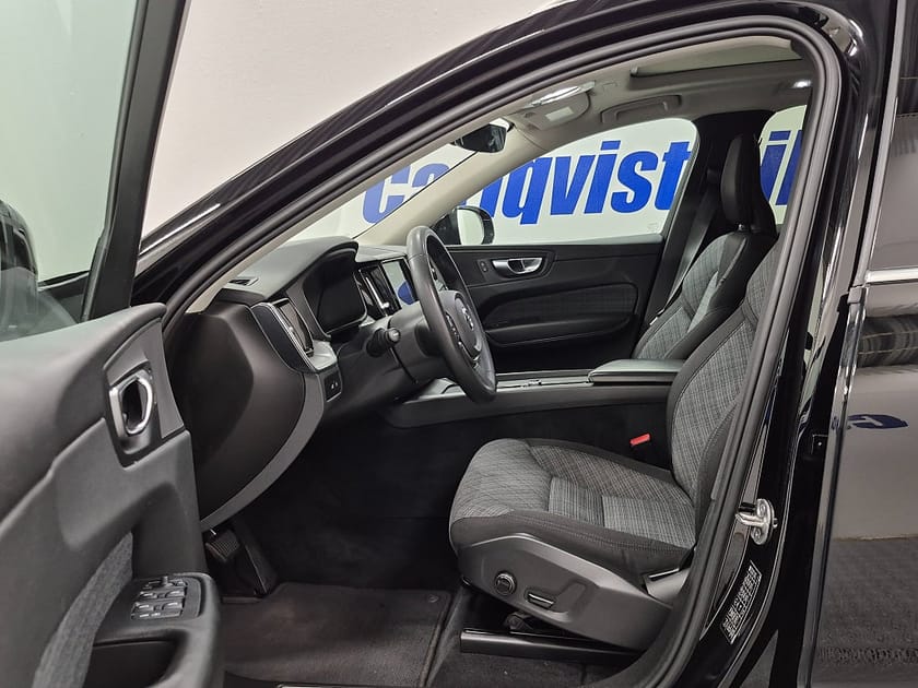 Bild 2 av Volvo XC60 T6 Recharge Inscription plug in AWD 350HK 4x4 Panorama