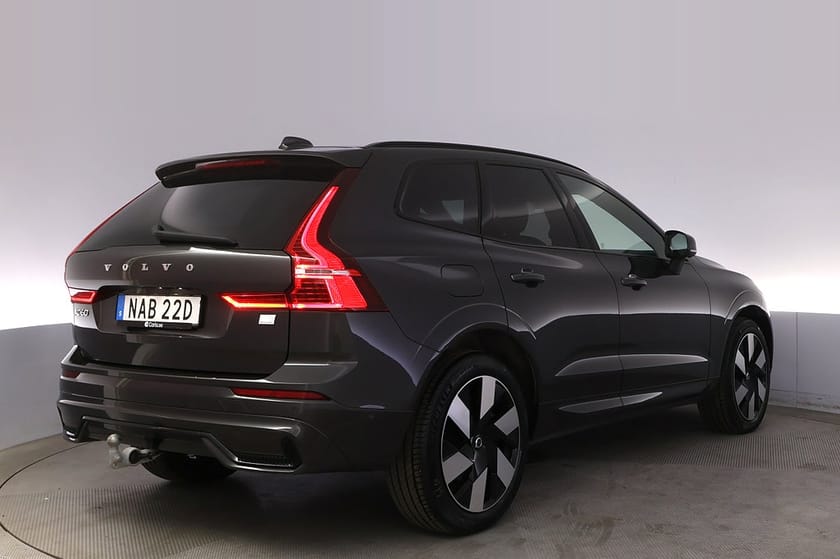 Bild 5 av Volvo XC60 Re T8 AWD Ultimate Dark Drag Pano HK BLIS HUD 360