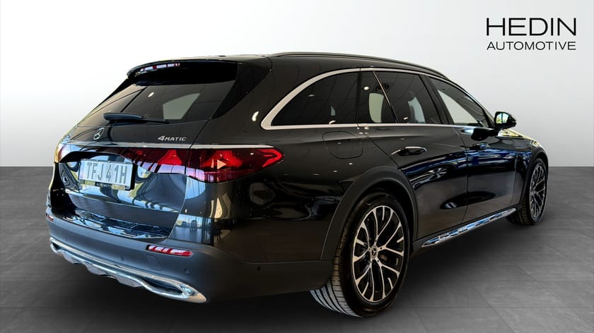 Bild 4 av Mercedes-Benz E 300 de 4MATIC All-Terrain 300de | | Avantgarde