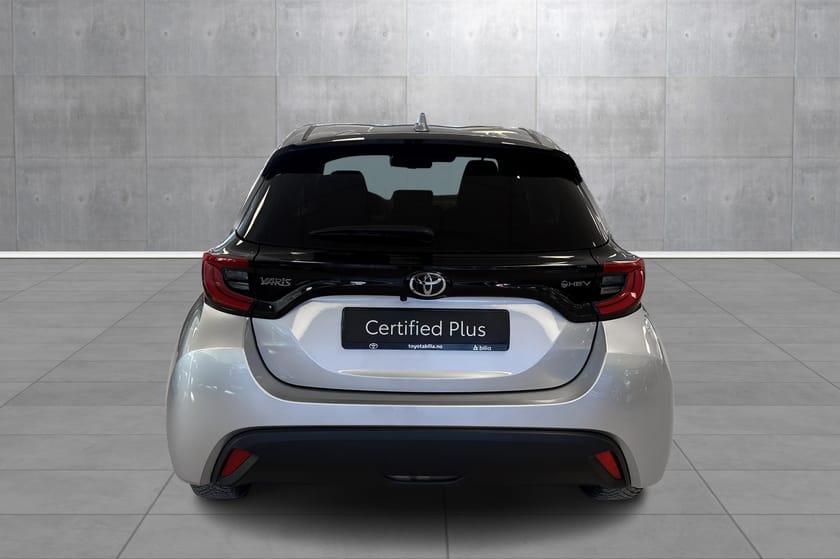 Bilde 4 av Toyota Yaris Hybrid 115 /R-KAMRA/RATTVARME/LETTKJØRT/ACTIVETECH/