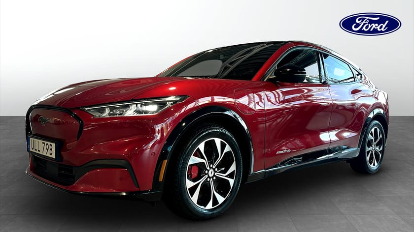 Bild 1 av Ford Mustang Mach-E Standard Range AWD Teknikpaket+