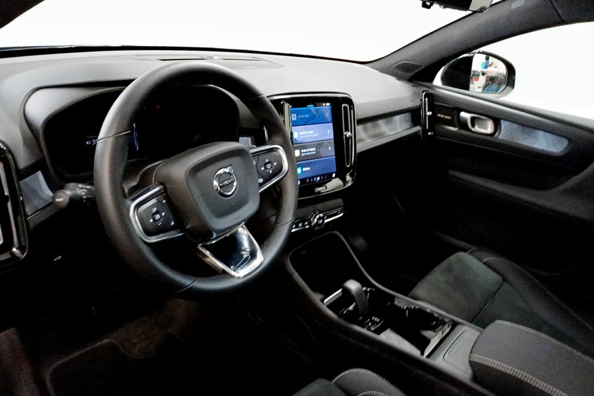 Volvo EC40 Twin Motor Performance