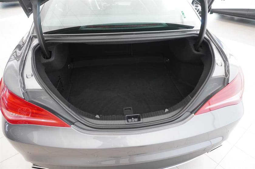 Bild 5 av Mercedes-Benz CLA 220 d 220d 7g-DCT B-Kamera PDC