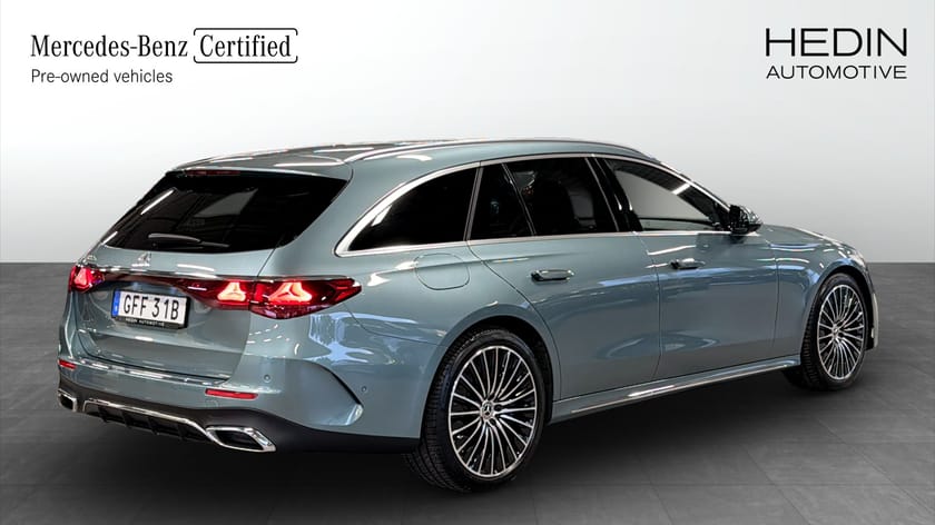 Bild 2 av Mercedes-Benz E 300 T e 300e AMG Drag Superscreen Läder Värmare