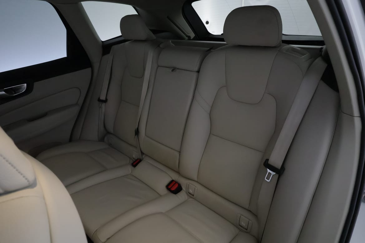 Volvo XC60 2025 - miniatyr 18