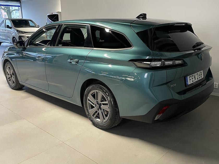 Bild 4 av Peugeot 308 SW Active pack 130 hk - Keyless start,Körfilsassistans