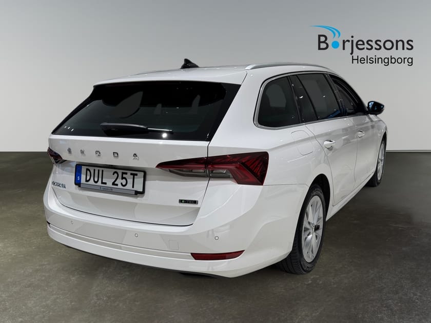 Bild 3 av Škoda Octavia Kombi COMBI  1,5 TSI M-HEV 150 HK DSG