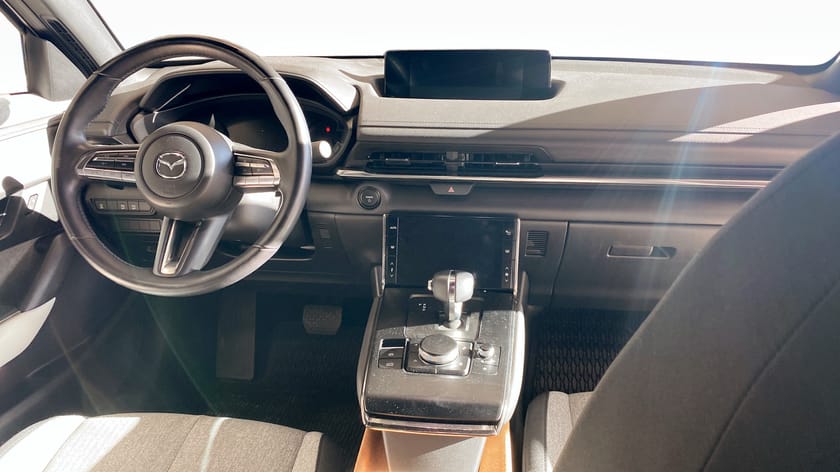 Bild 4 av Mazda MX-30 e-Skyactiv EV 143hk HUD - Backkamera - Navi