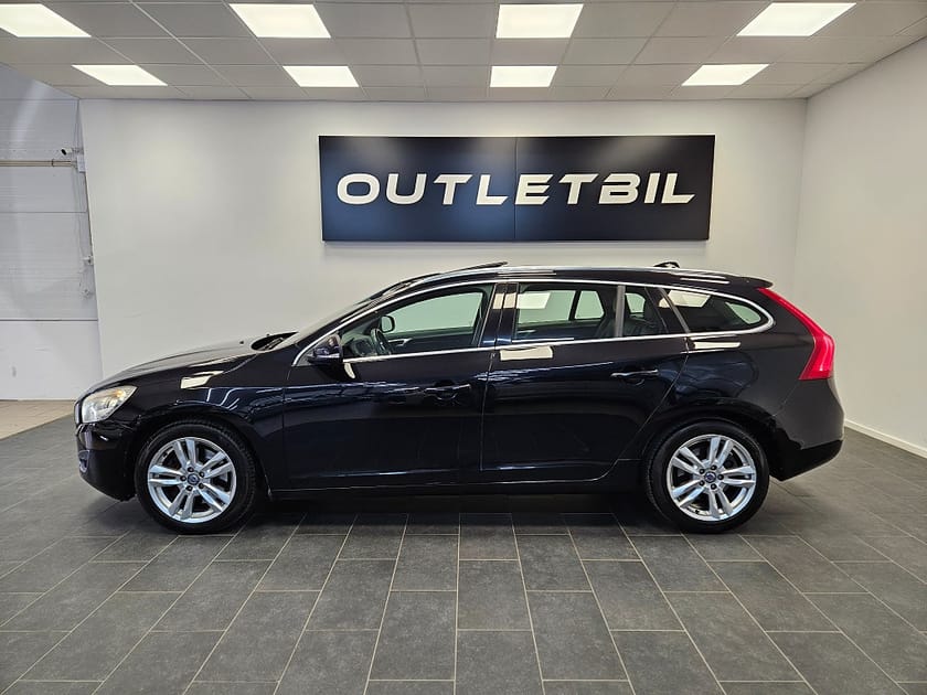 Bild 2 av Volvo V60 D5 215hk Summum Läder Värmare Taklucka Navi Drag