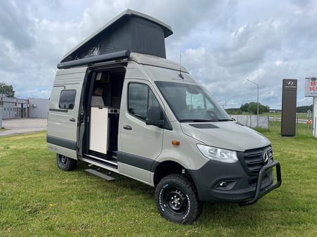 Mercedes-Benz Sprinter 419 CDI 4x4 Panel Van Bürstner Habiton HMX 6.0, 4 x 4, Offroad, Popup, enkelsängar, skinn mm