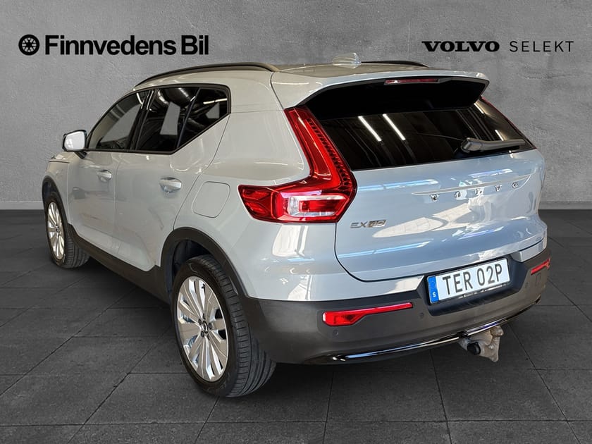Bild 3 av Volvo EX40 Single Motor Extended Range R Core SE