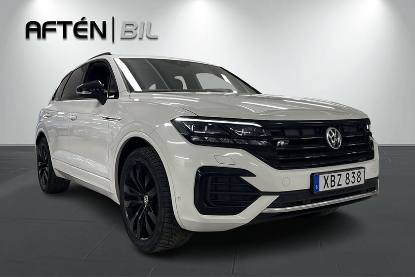 Bild 4 av Volkswagen Touareg 3.0 V6 TDI 4M Pano, Drag, Fyrhjulsstyrning*NYSERVAD